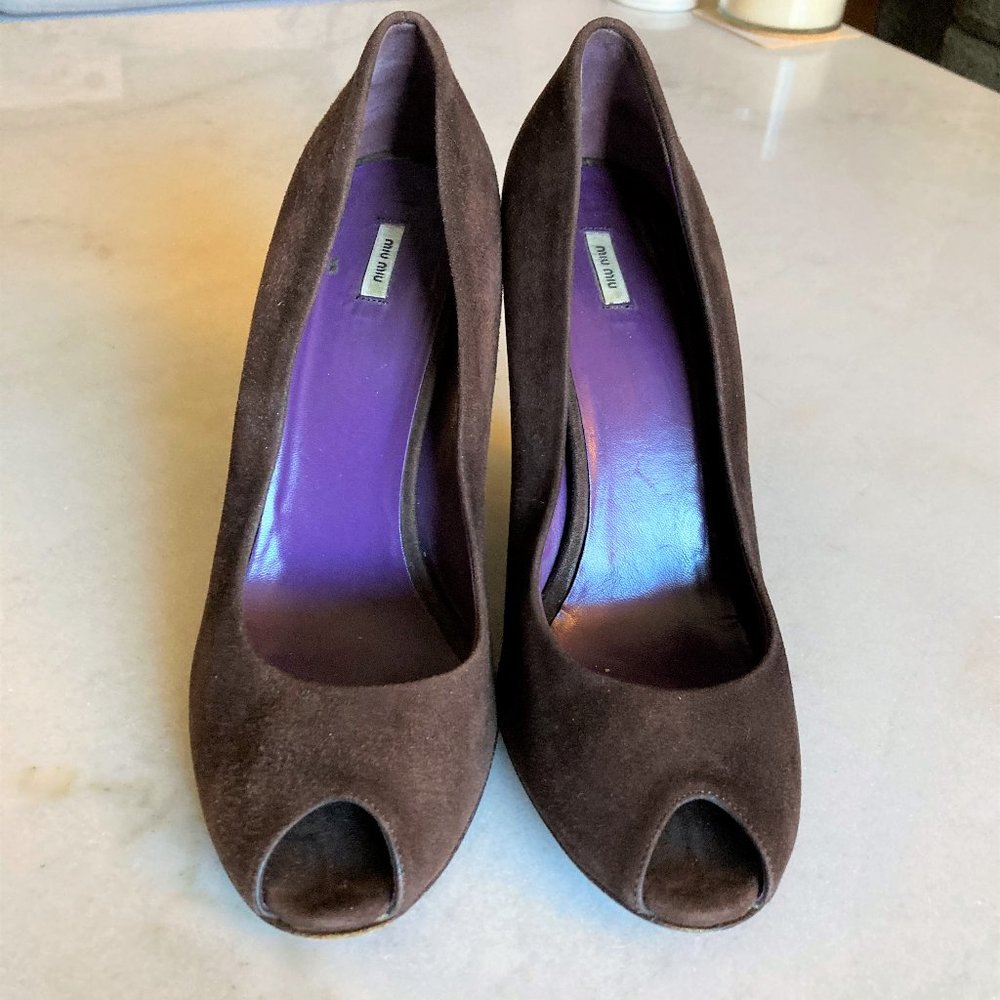 Miu Miu dark brown suede peep toe wedge / high heel pump / shoes (size 39.5)